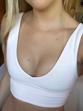 Lululemon Align V-Neck Bra (Light Support)